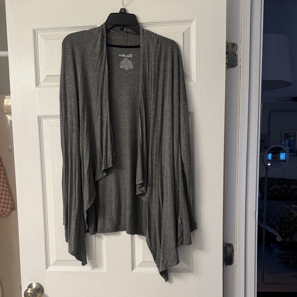 LuLaRoe Gray Open Front Shrug